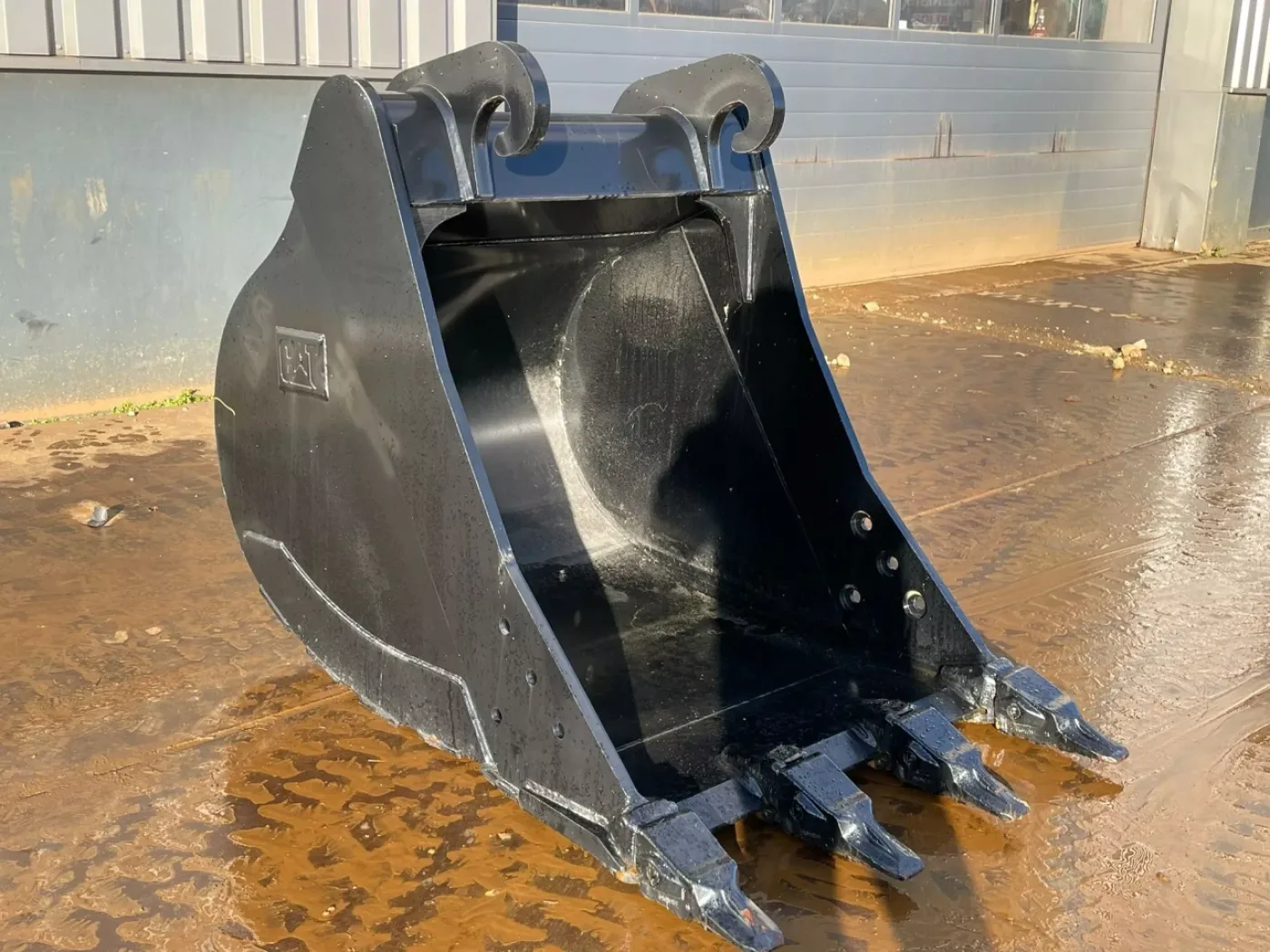 Excavator bucket Caterpillar CW40 - 3
