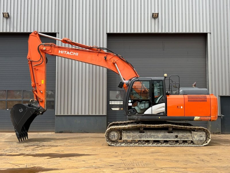 Hitachi ZX210LC-6 New Bucket