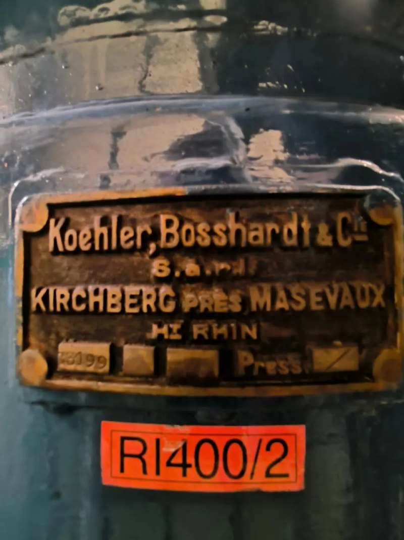 STAINLESS STEEL TANK 550 LITERS KOEHLER BOSSHARDT WITH SLEEVE