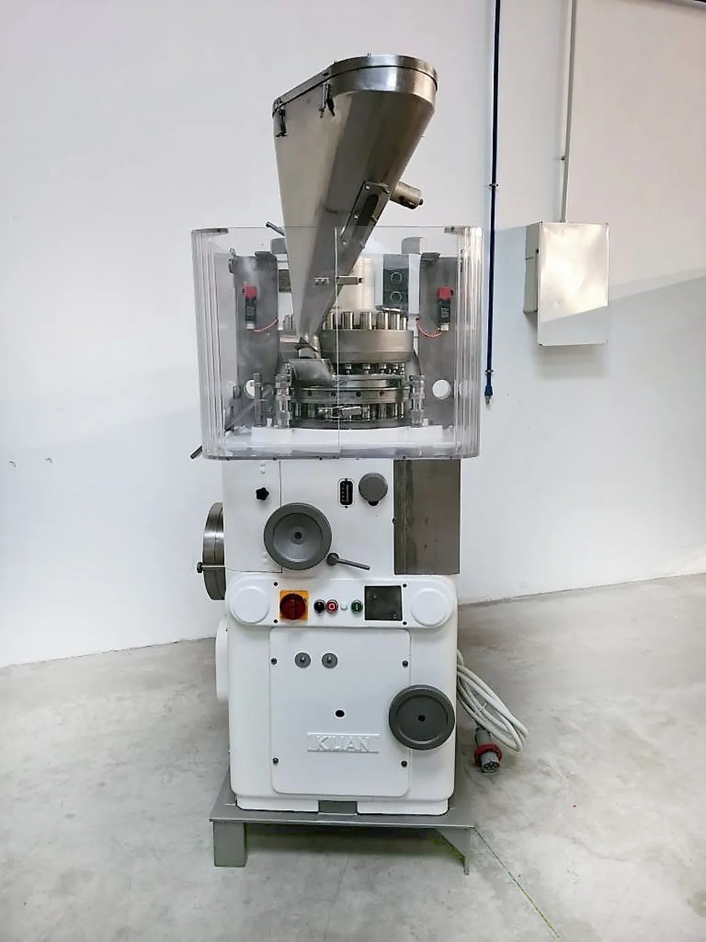 COMPRIMITRICE ROTATIVA – KILIAN – MOD. RI 3 - 3
