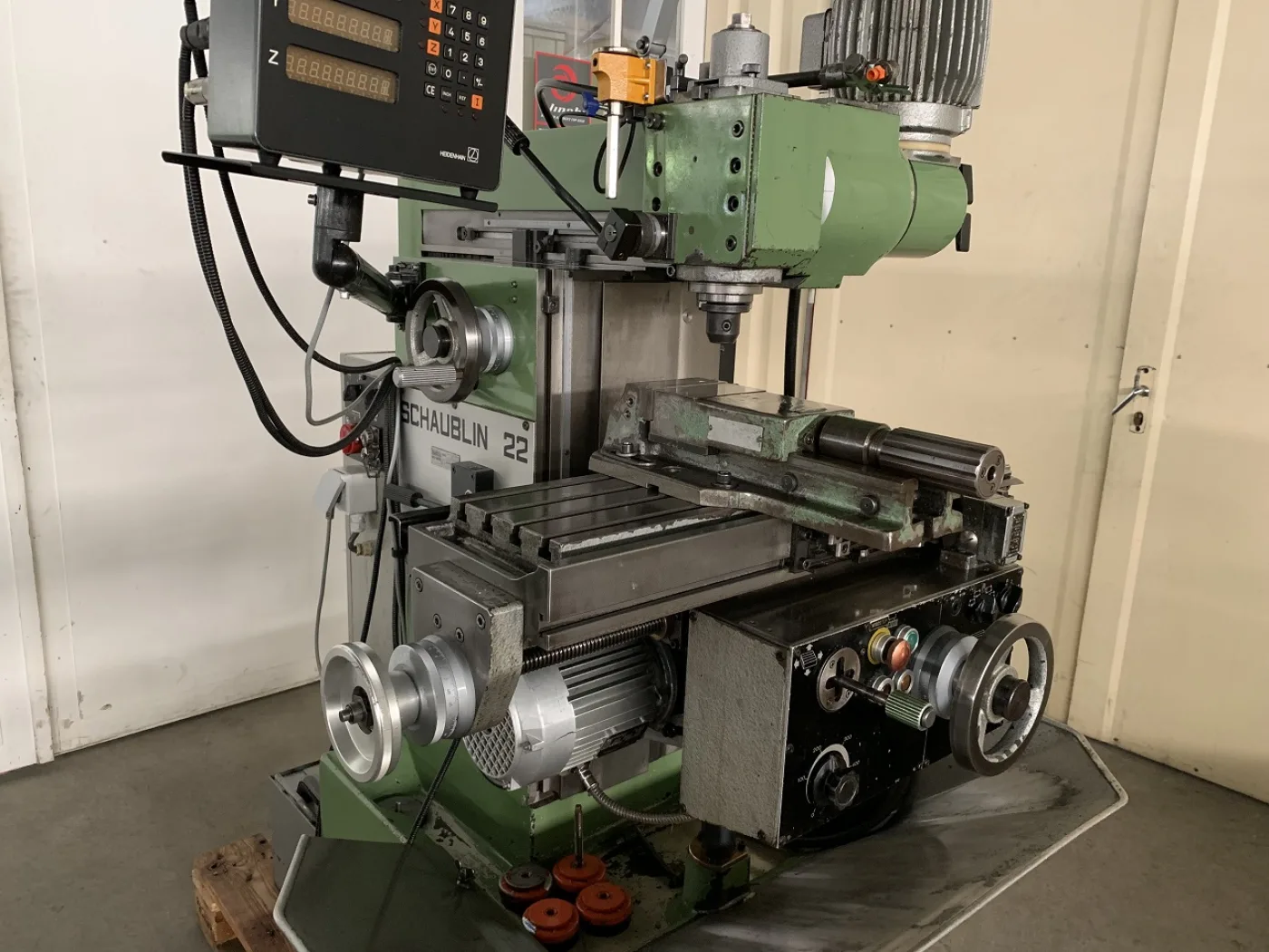 FRAISEUSE UNIVERSELLE “SCHAUBLIN” TYPE 22 - 2