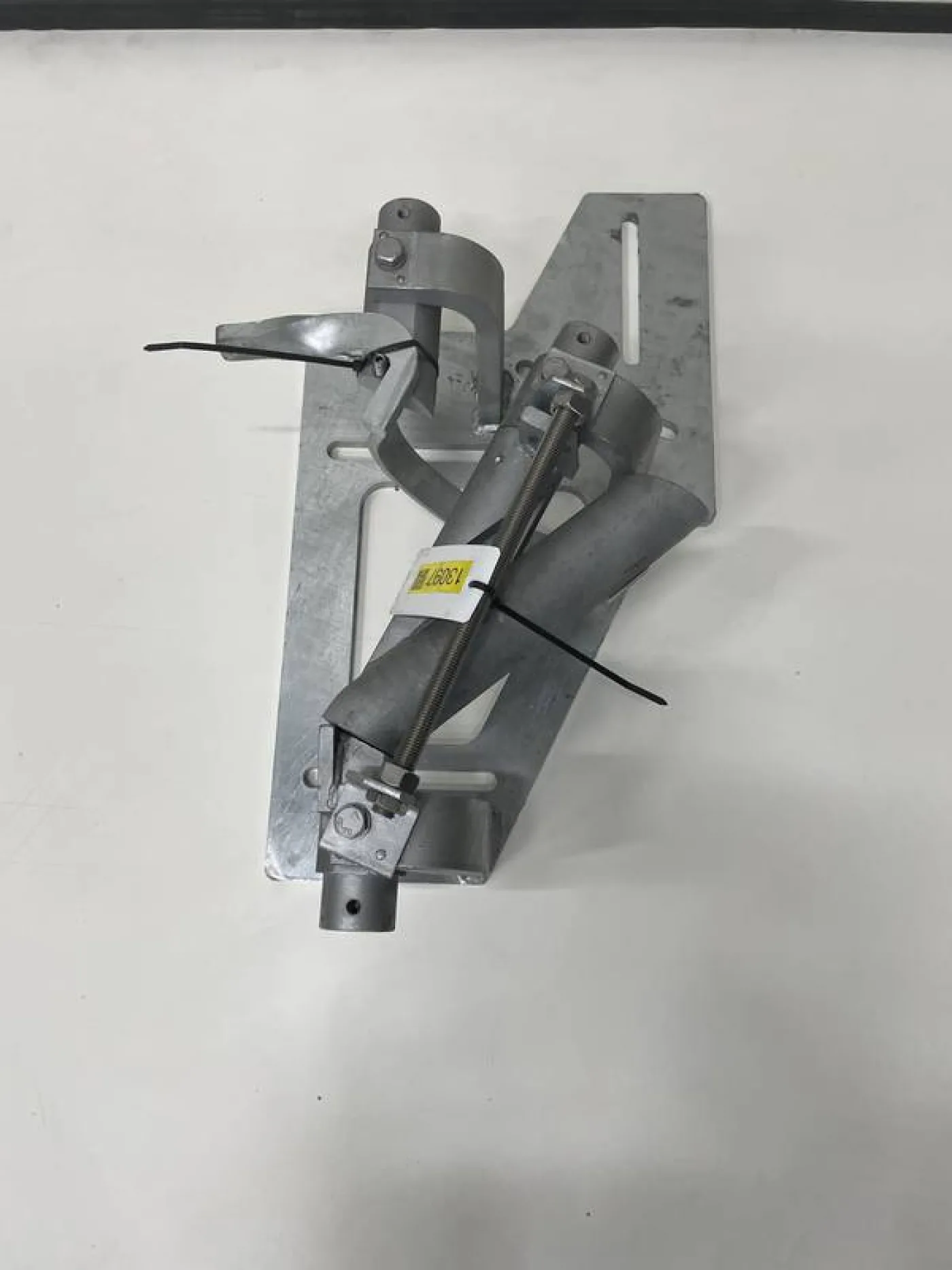 Switch left outside 25°- 90° . Tube height 15 cm on plate - 3