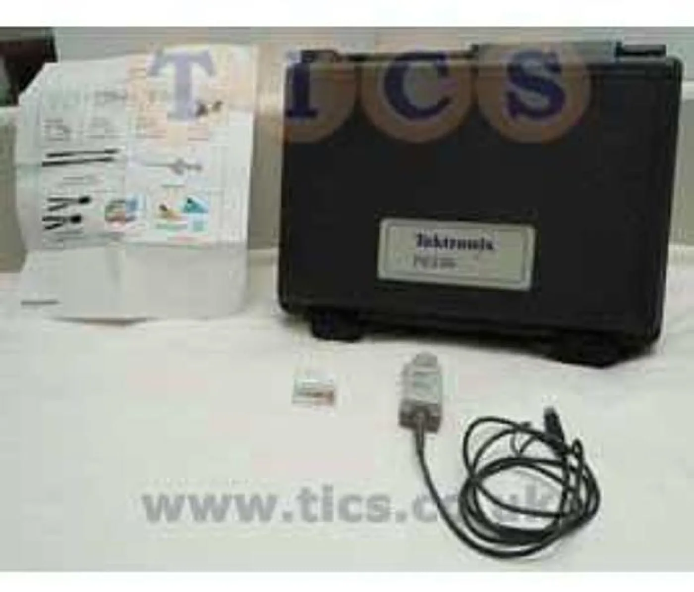 Tektronix P6330 - 1