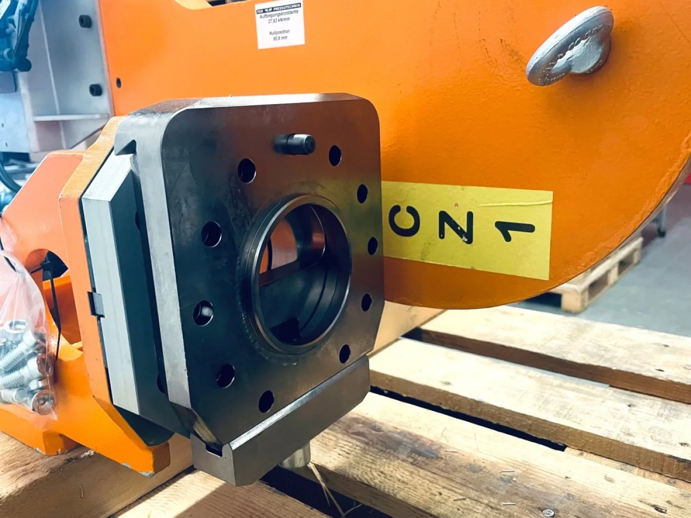 Tox Pressotechnik Clinchzange mit Servoantrieb TZ 05.656377 - 7