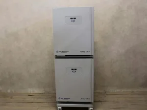 Dubbele New Brunswick Galaxy 170S CO₂ Broedstoof