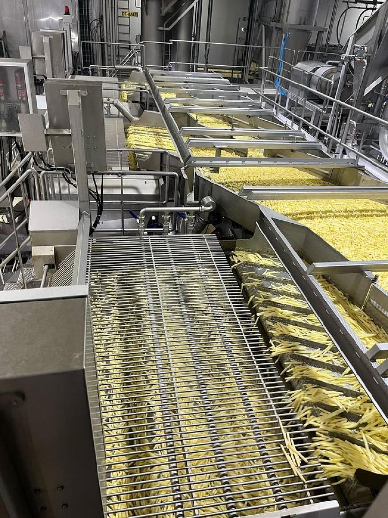 - Complete sorteerlijn voor productie van French Fries