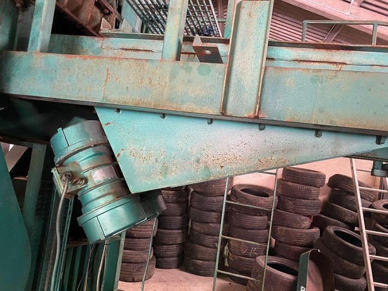 Vehicle Tyre Shredder Plant