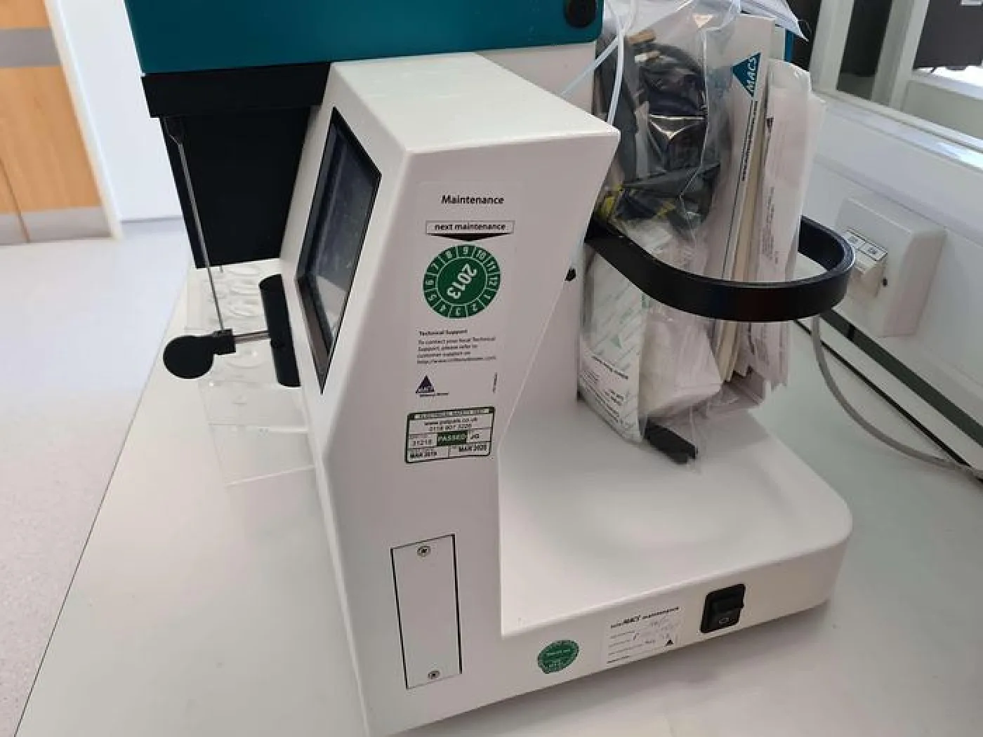 Miltenyi Biotec AutoMACS 003 - 3