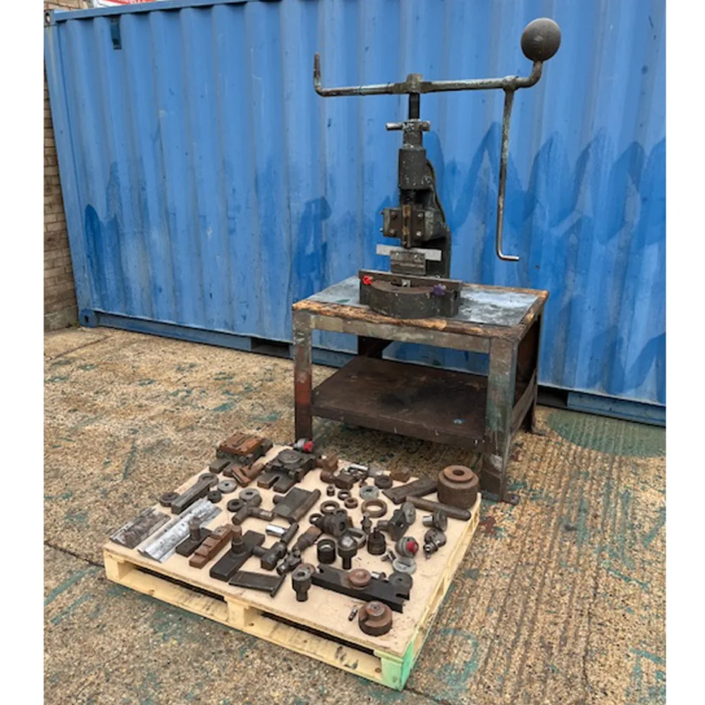 SWEENEY & BLOCKSIDGE No.6 Deep Throat Fly Press - WNS - W. Neal Services Ltd