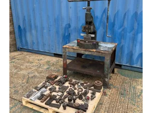 SWEENEY & BLOCKSIDGE No.6 Deep Throat Fly Press - WNS - W. Neal Services Ltd
