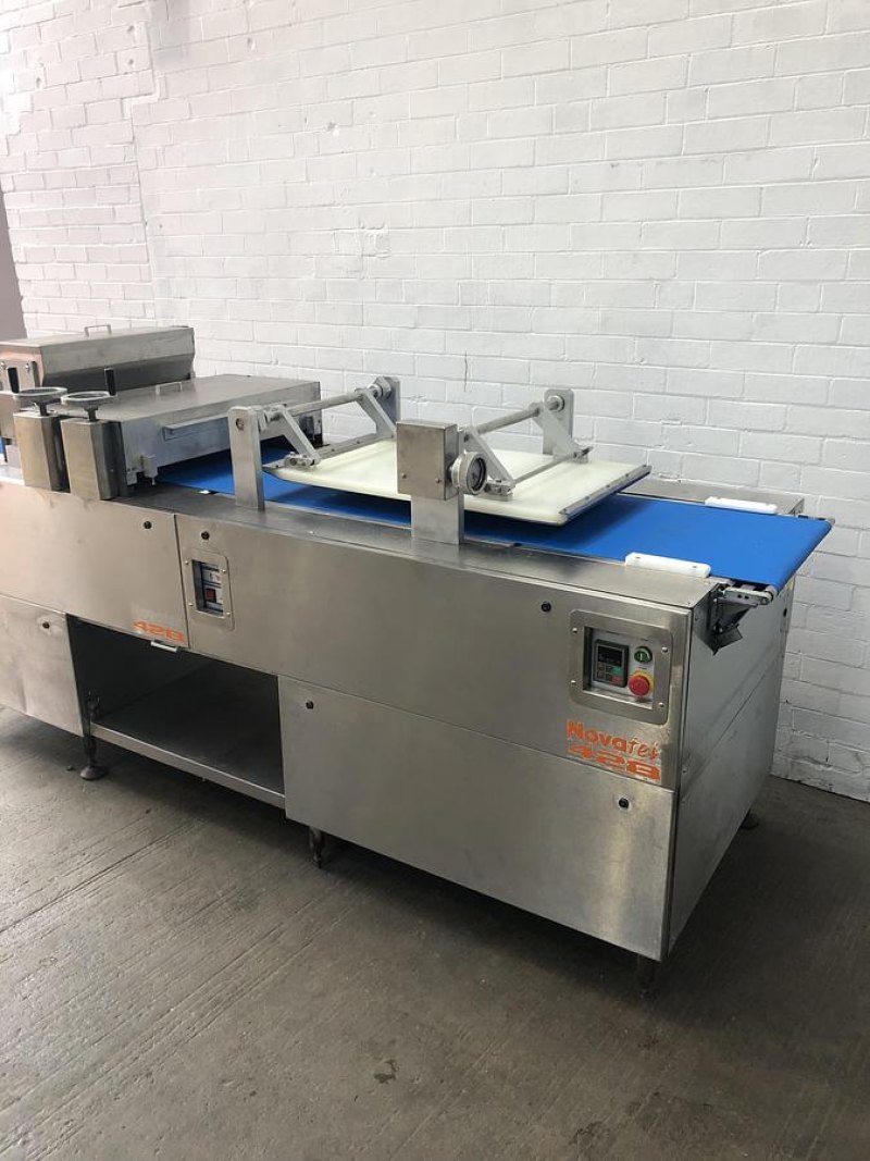 Oddy Novatek 428 Long Bed Pinner with New Belts Fitted