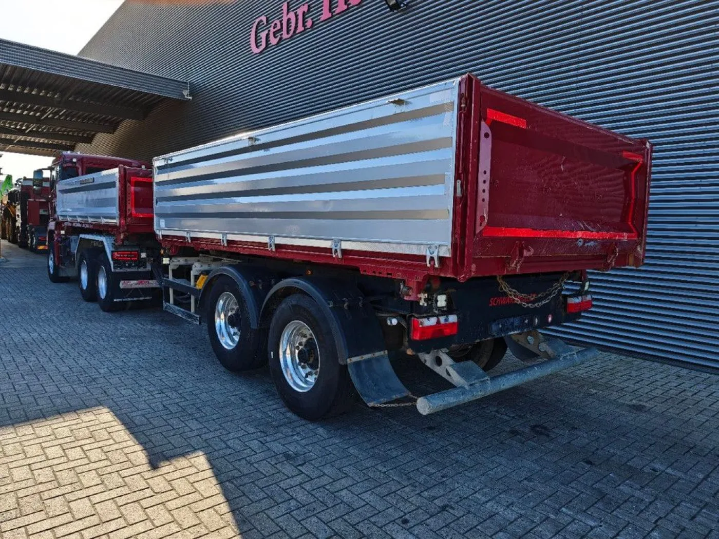 MAN TGS 26.460 6x4 + Schwarzmuller Z2 - 7