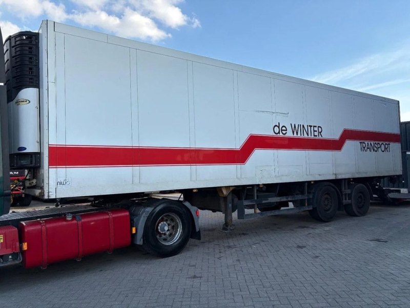 Schmitz Cargobull SKO 18 SKO 18 + STEERING AXLE + LOAD LIFT + CARRIER MAXIMO 1300