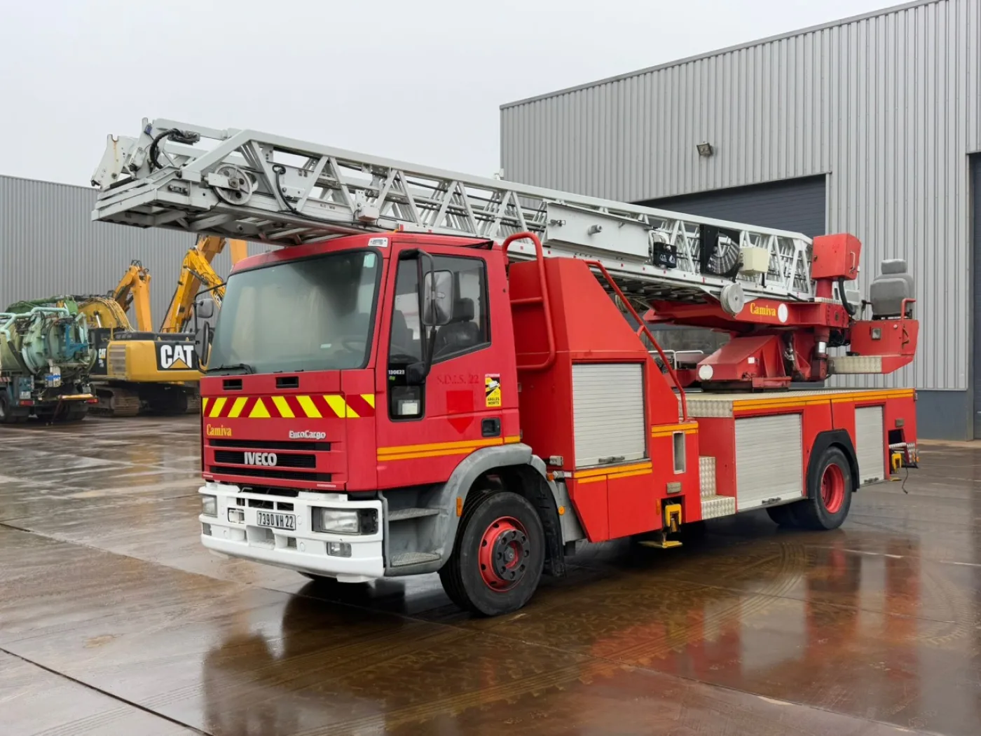Iveco 130E23 4×2 Firetruck - 1