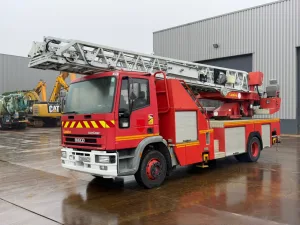 Iveco 130E23 4×2 Firetruck