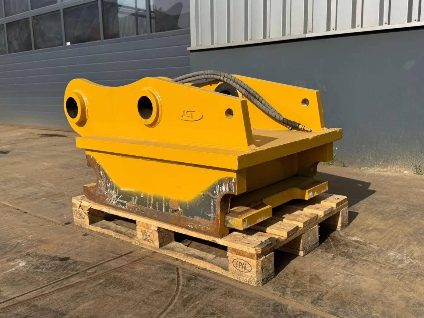 Quick Coupler Caterpillar 352 S90 - 4