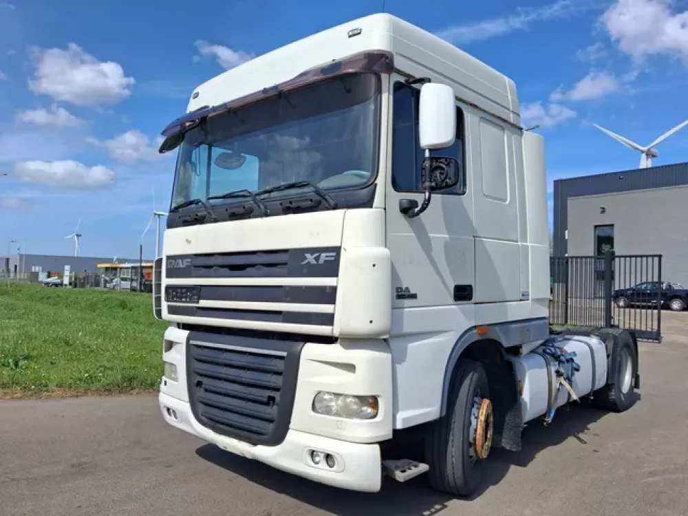 DAF XF 105.460 SC * Manual Gearbox *