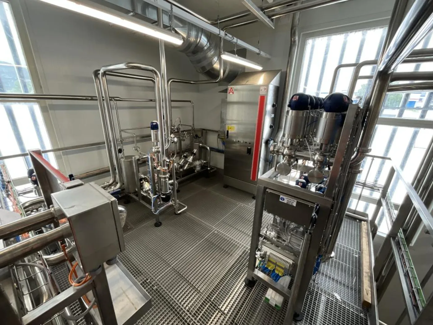 2022 A Due S.p.A. A Due S.p.A. SCA120PC Stainless Steel DN2.5 Multi Port Valve Manifold and Plant - 2