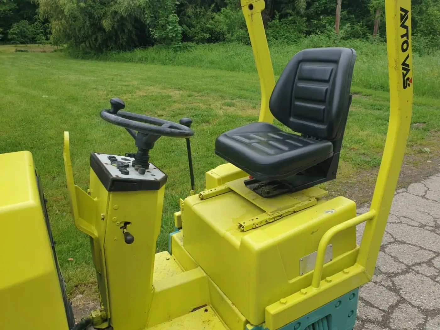 Ammann - AV 12 - 7