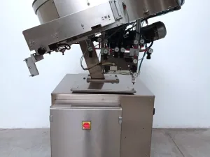 ORIENTATORE ALIMENTATORE PER TAPPI – SARG Mod. STM120