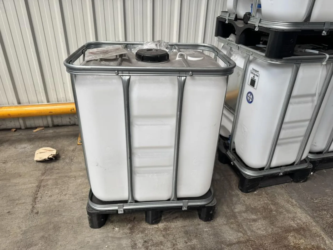 Food-grade Intermediate Bulk Container (IBC tote) 37x - 2