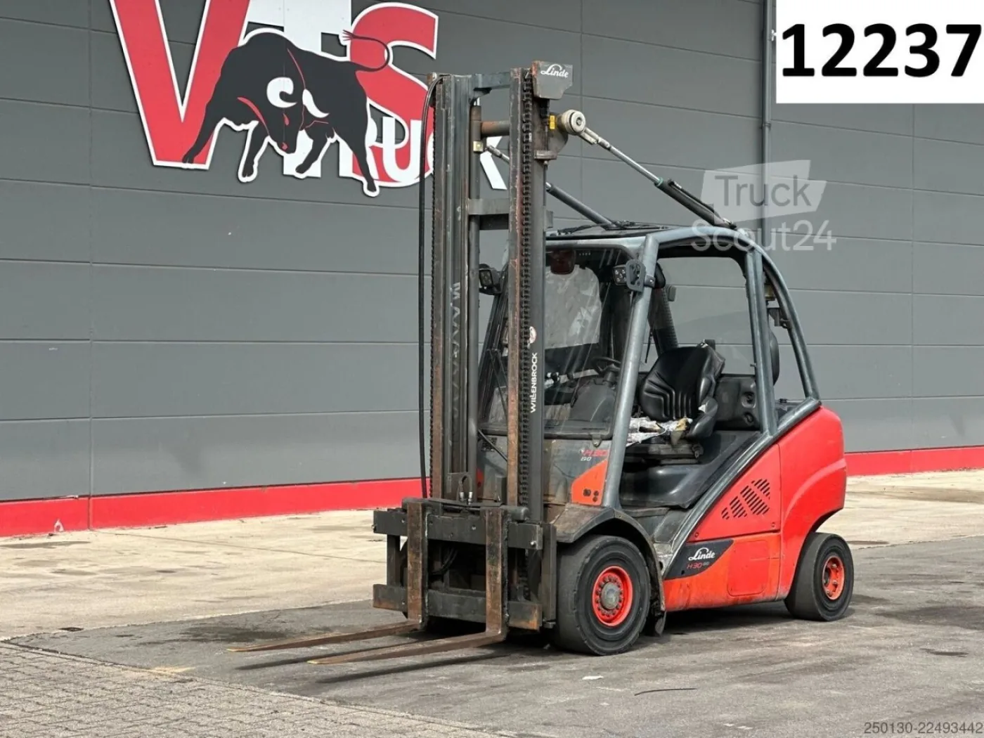 LINDE H30D-2 Bj.2015 Frontstapler mit Seitenhub - 1