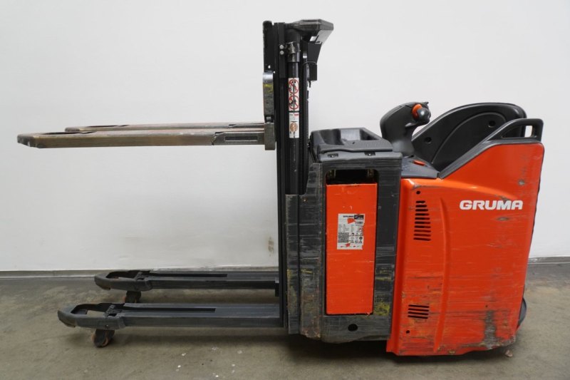 Hochhubwagen Linde D 12 SP 133 (2018)