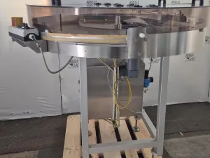Seidenader Rundlaufförderer DT 1202 mit FlexLink X35