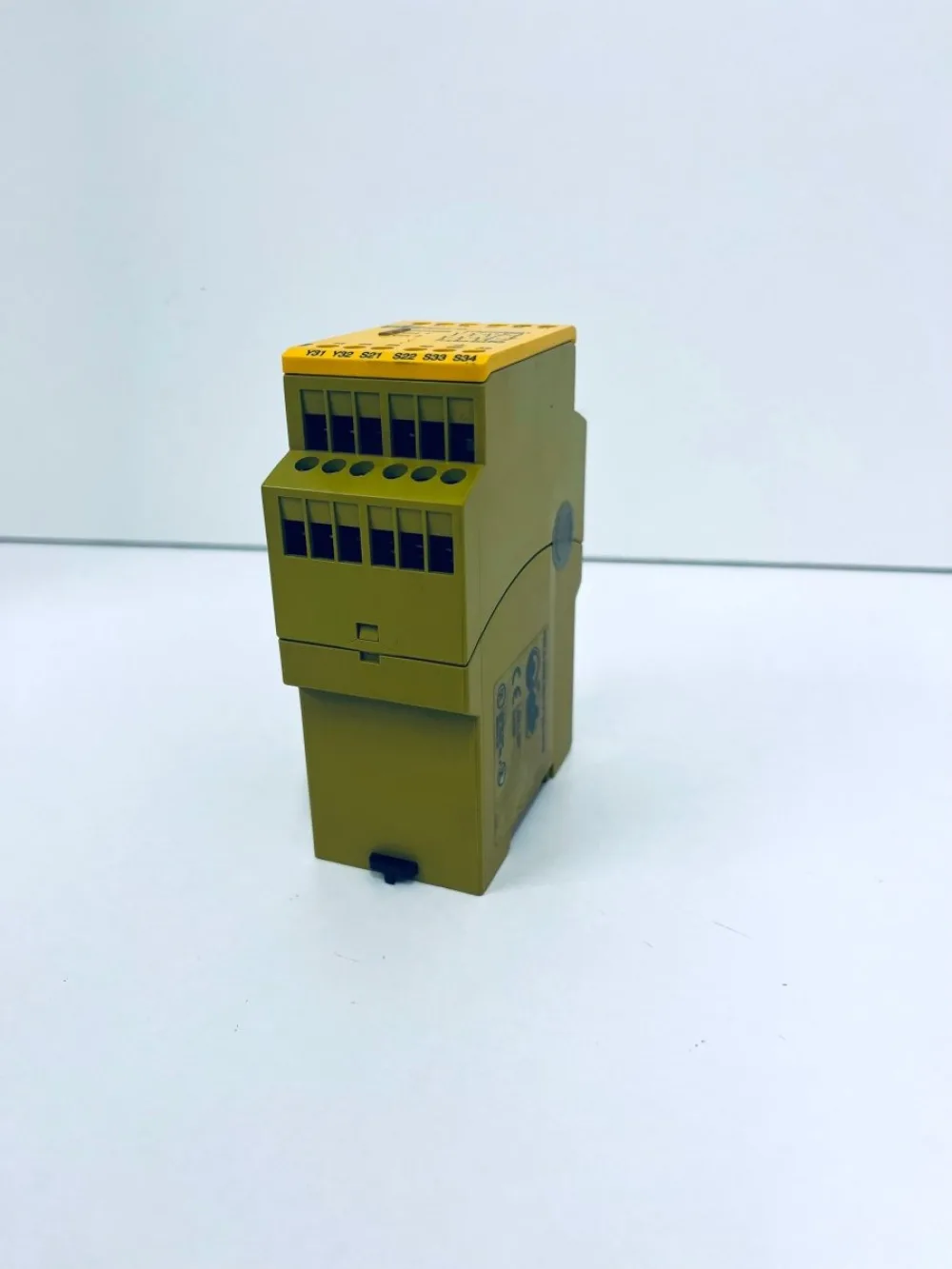 Pilz PN0Z X3 Sicherheitsmodul 774318