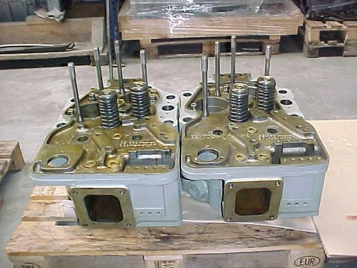 CYLINDER HEADS MWM TBD 510-L6 / L8 - 6