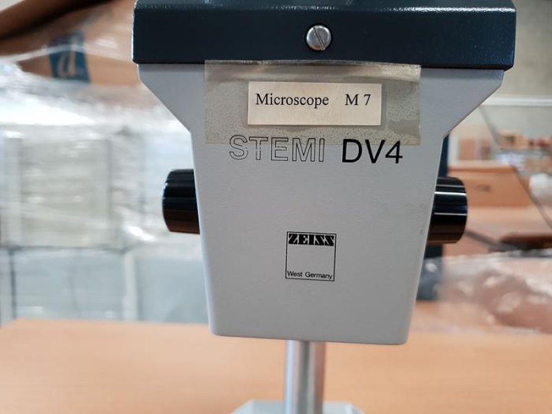 Zeiss Stemi DV4 Microscope