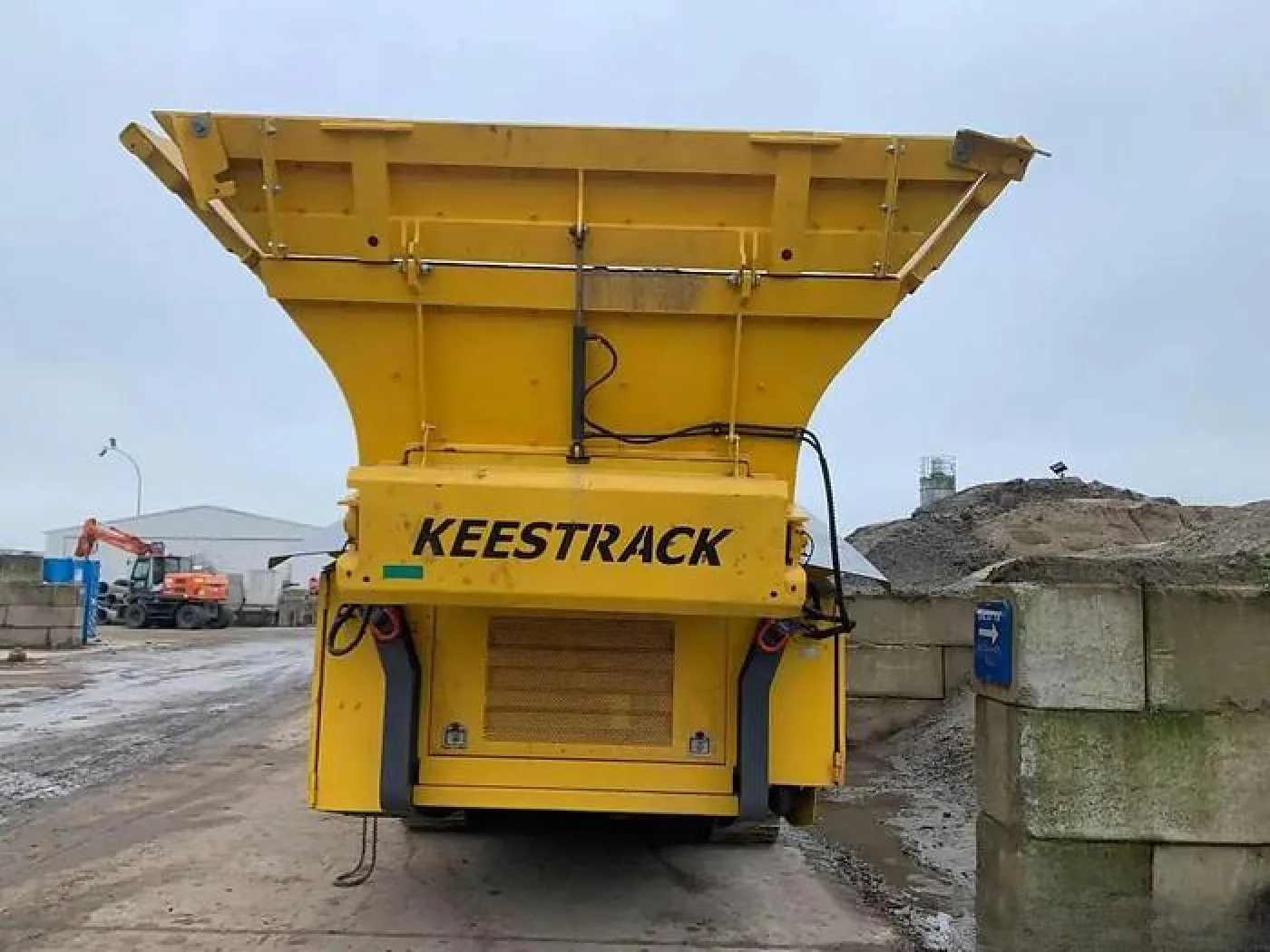 2016 Keestrack K6 Mobile Scalping Screen Screener - 4