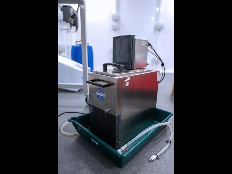 Huber CC-K6 with Pilot One Temperature Control Unit