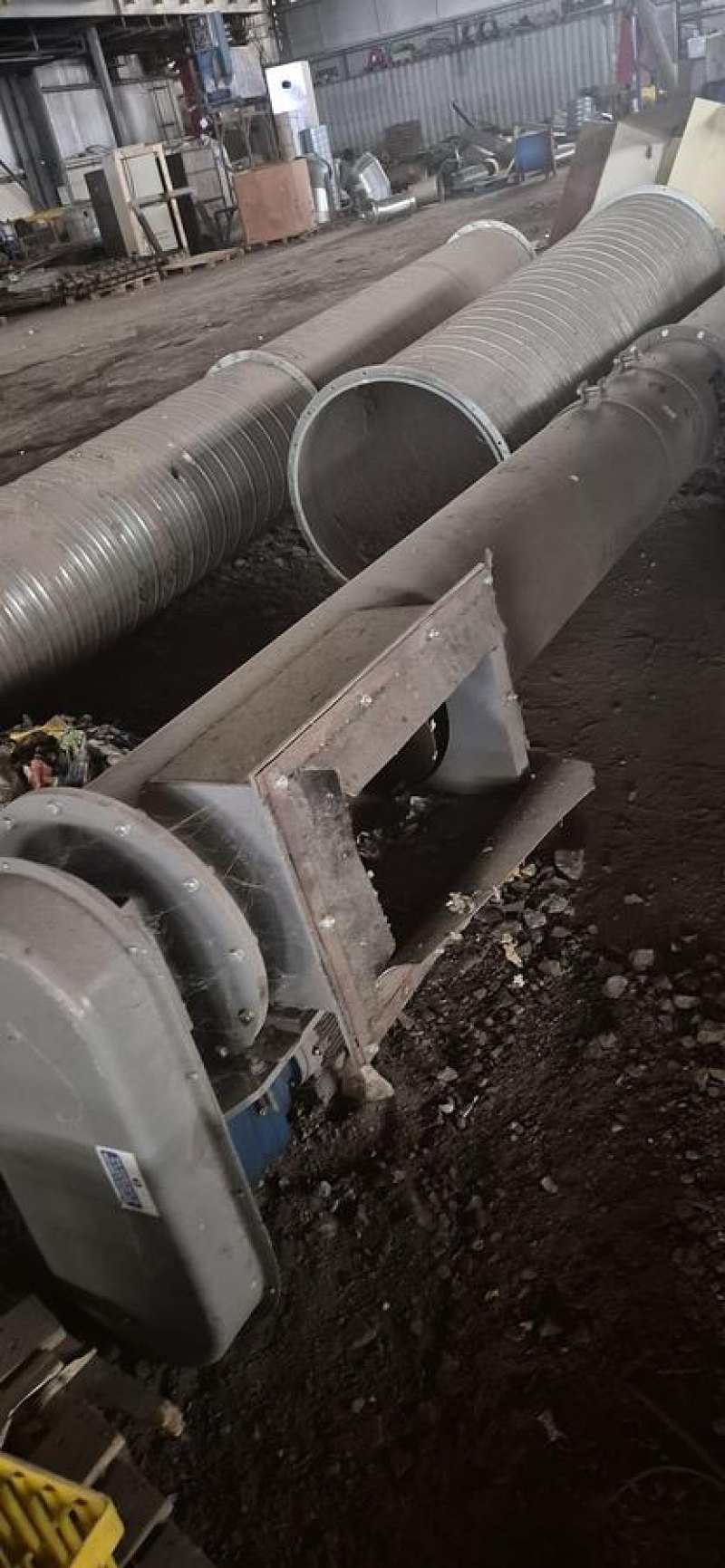 Auger screw conveyor