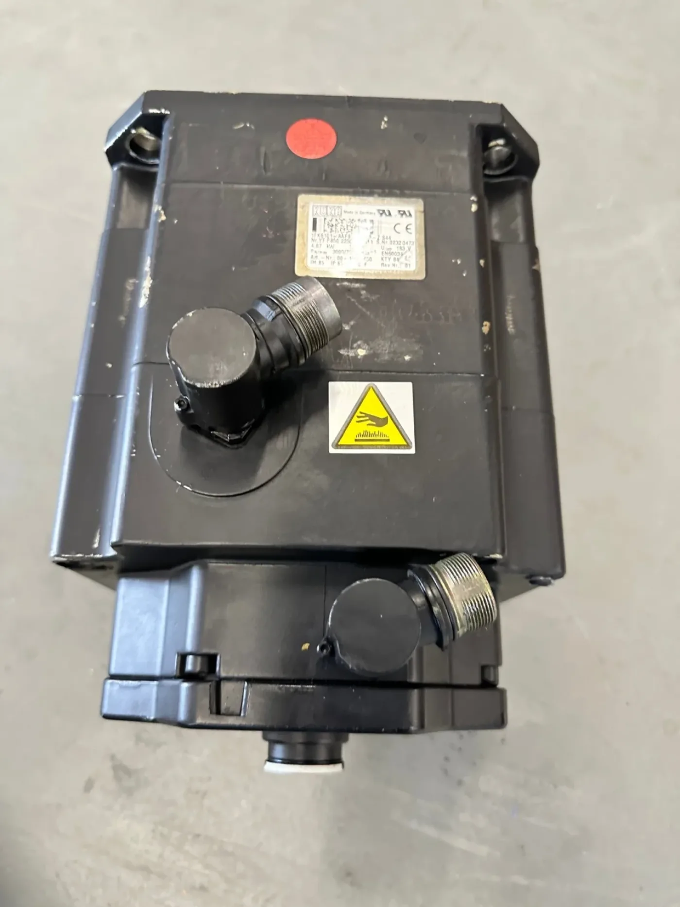 Kuka Servomotor 1FK6100-8AF91-1ZZ9-Z509 - 3