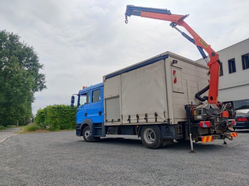 MAN TGL 10.250 Doka Servicewagen kraan