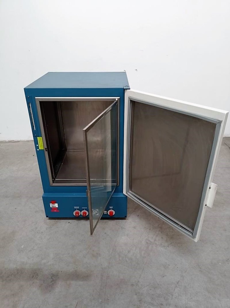 INCUBATORE DA LABORATORIO VISMARA