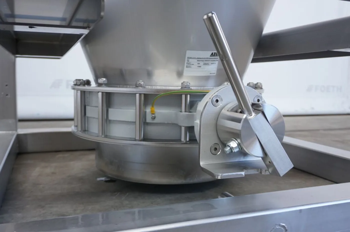 AZO D800xD400x1300H Batchtainer - Silo - 1