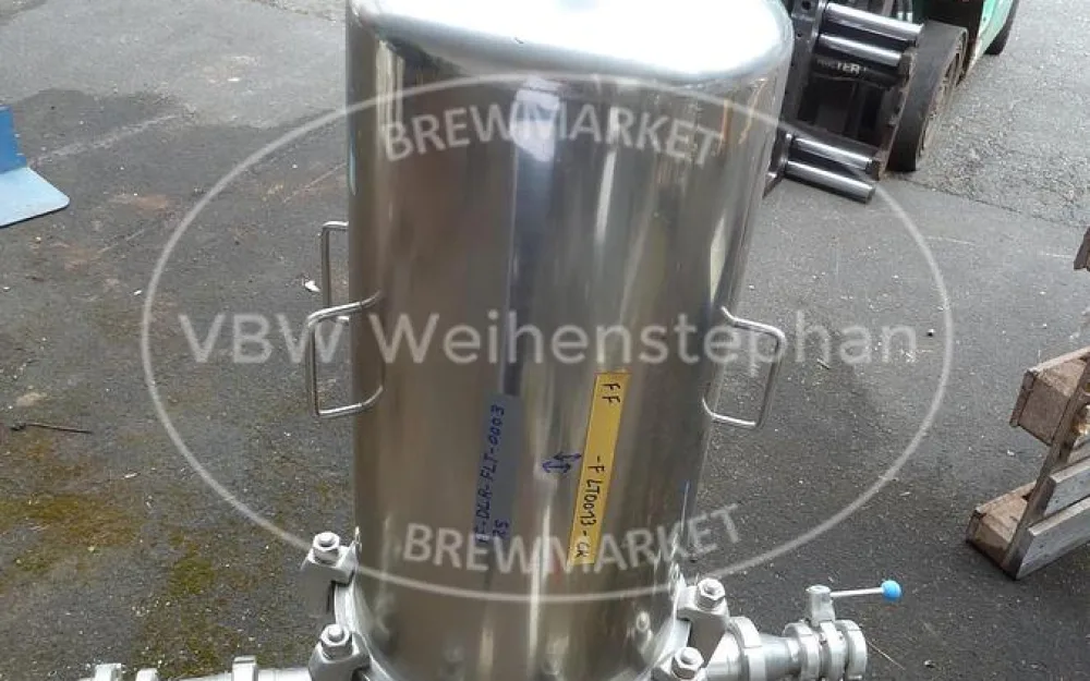 Trap filter housing