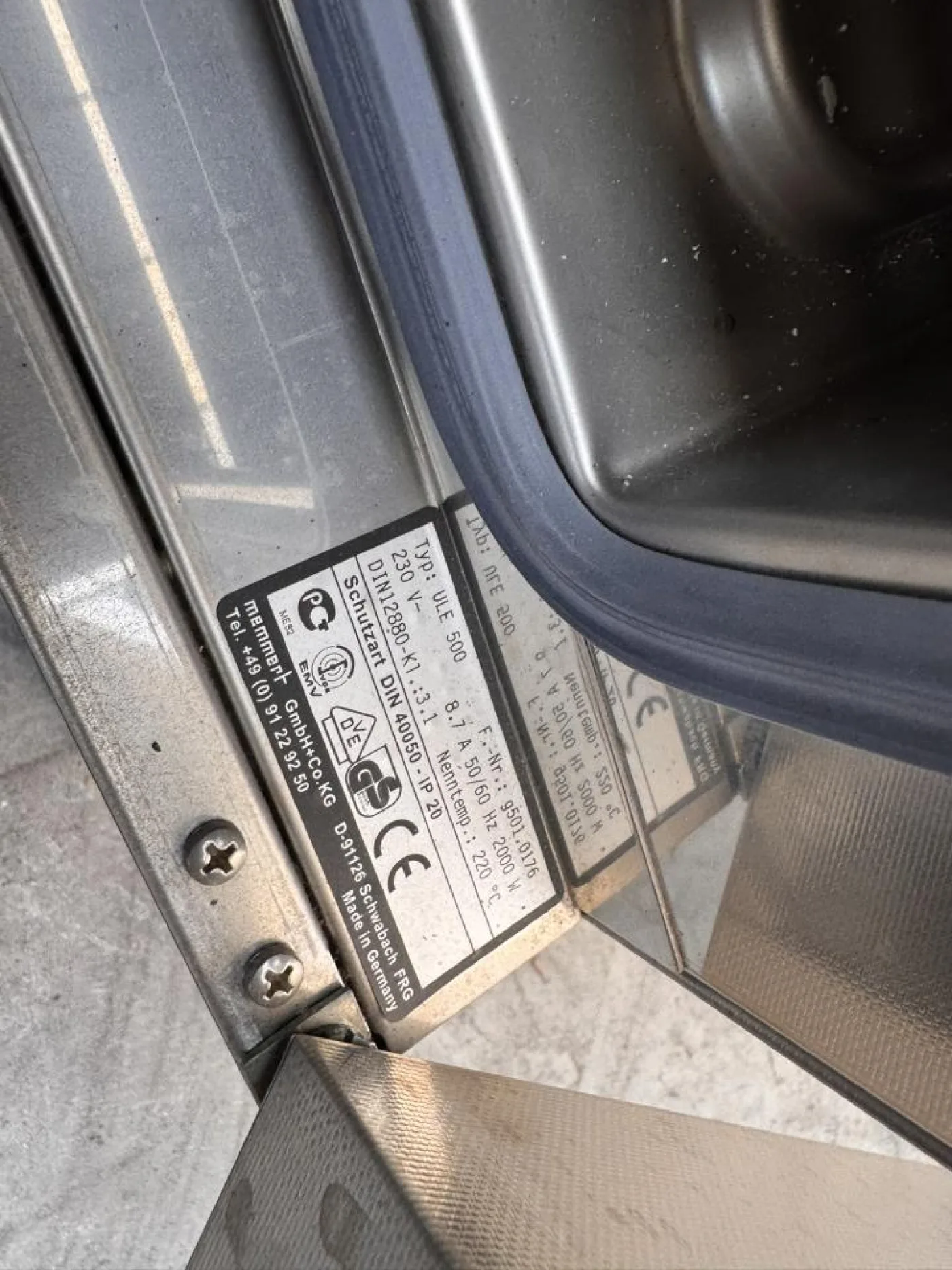 Memmert Vacuum drying oven - 5