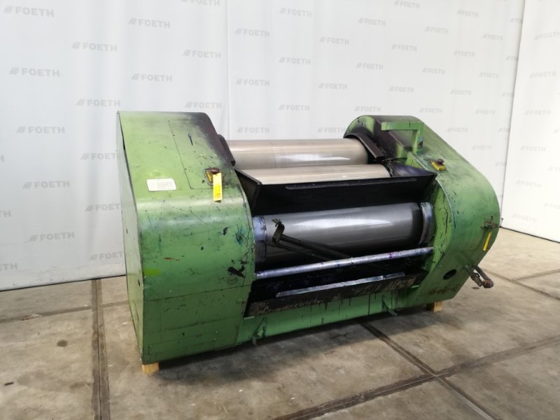 Bühler SDVE-1300 - Three roll mill
