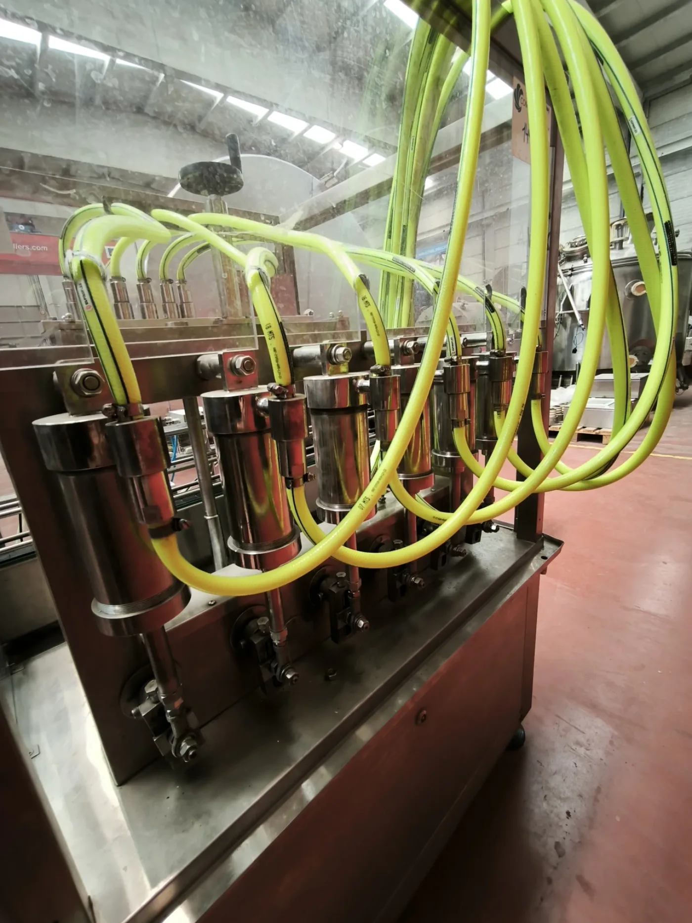 6-NOZZLE BOTTLE FILLING MACHINE FOR 0–600 ML BOTTLES - 7