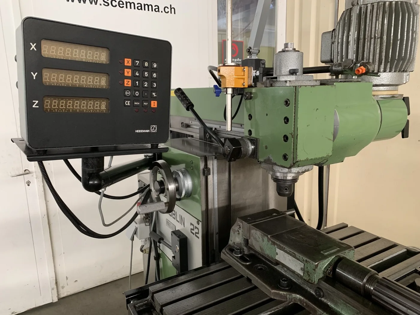 FRAISEUSE UNIVERSELLE “SCHAUBLIN” TYPE 22 - 3