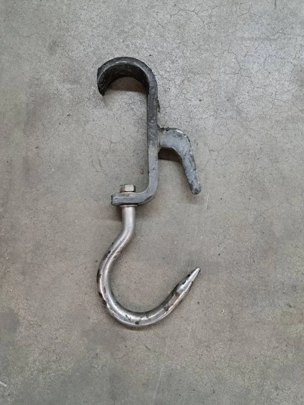 Sliding hook
