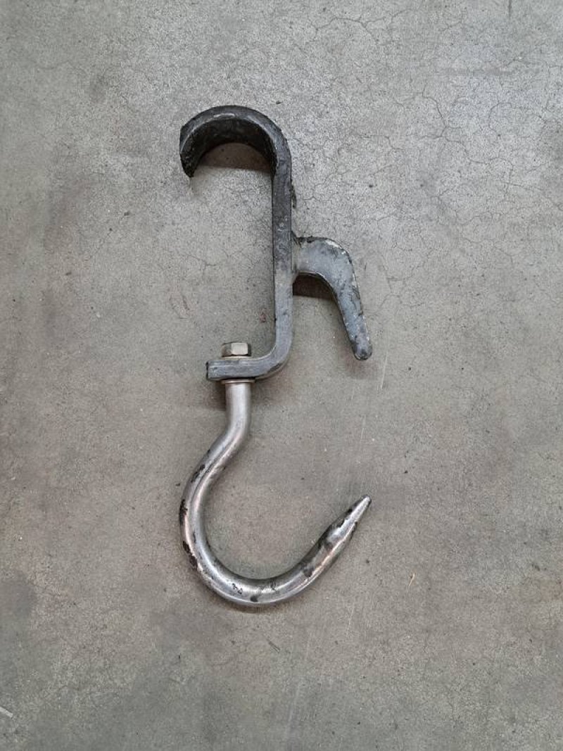 Sliding hook
