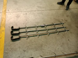 Organ hooks slide