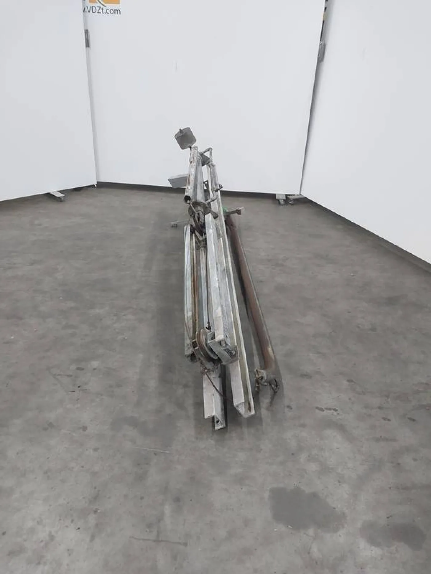 Drop rail - 3