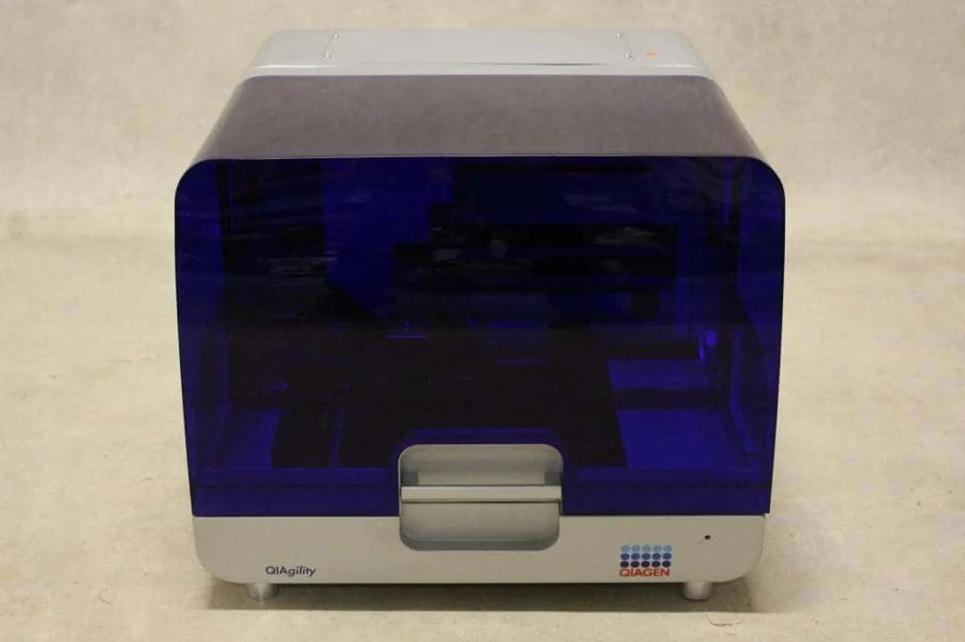 QIAGEN QIAgility – Automated PCR Setup System - 1
