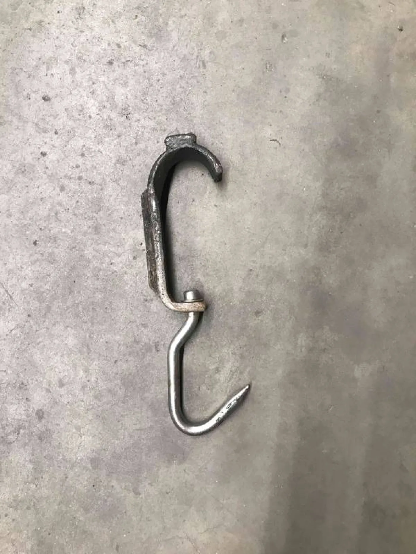 Slaughter hook (sliding) - 2