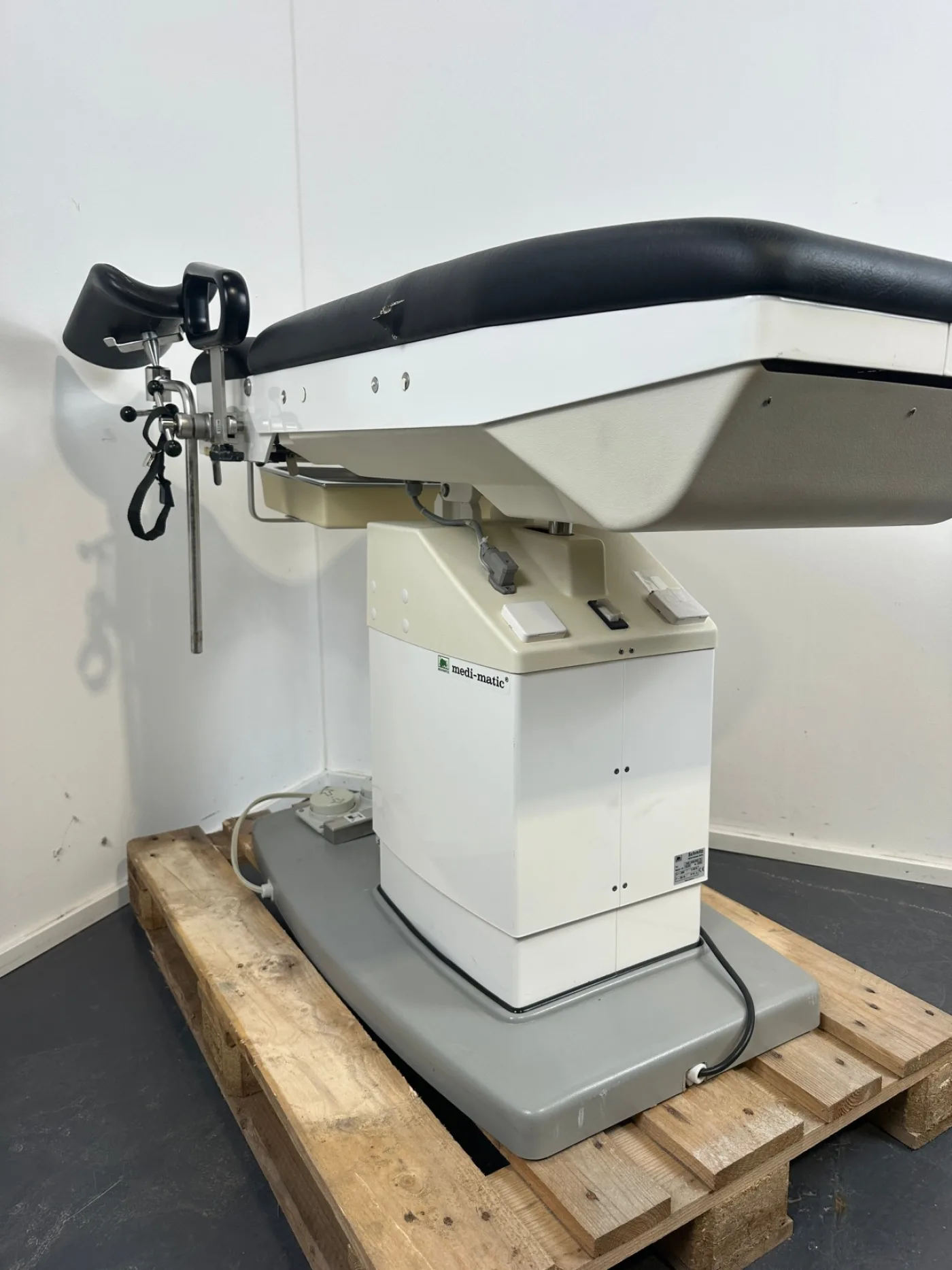 Gynäkologischer Untersuchungsstuhl Schmitz Medi-Matic Serie 115 - 6